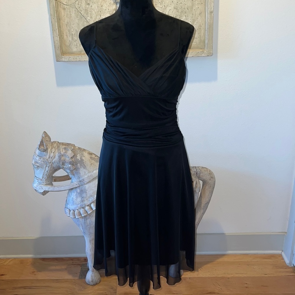 Bisou Bisou dress black roughed Sz 10